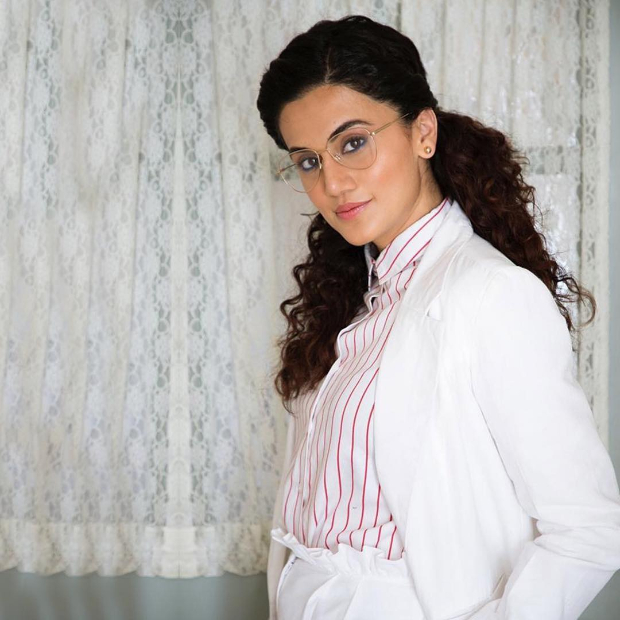 Taapsee Pannu in Urth Label for Badla promotions (5)