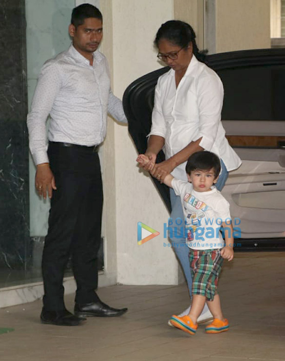 taimur ali khan spotted in bandra 2 11