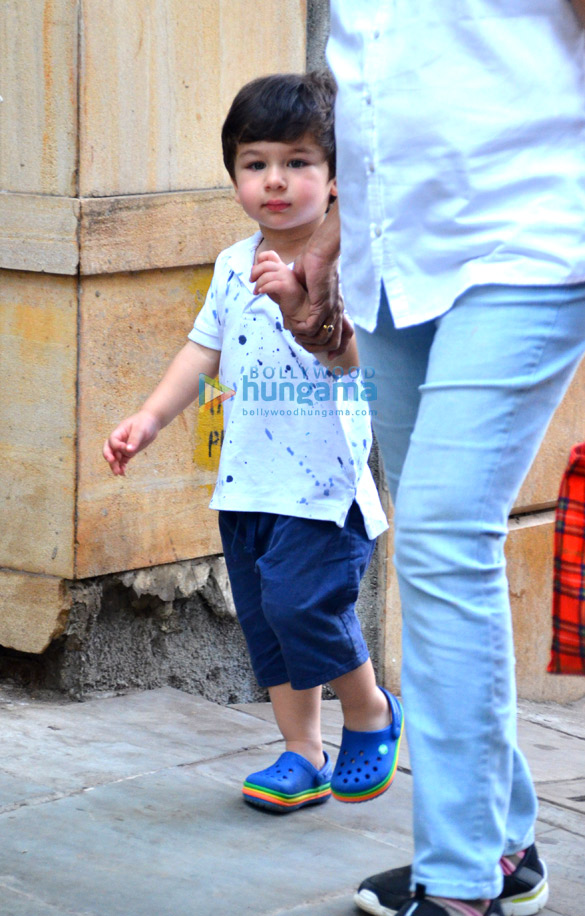taimur ali khan spotted in bandra 3 10
