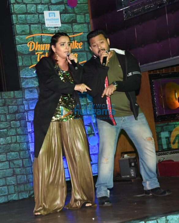 vidya balan snapped at 92 7 big fm as a radio jockey 6