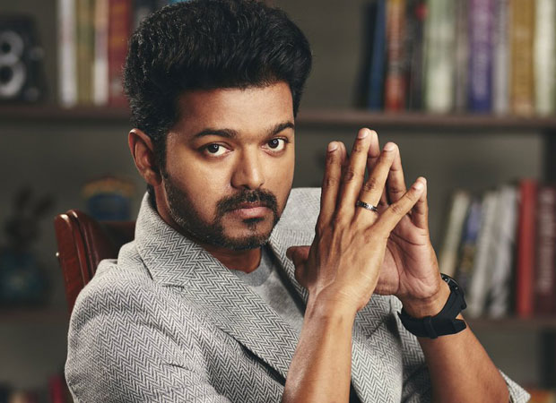 Woah! South superstar Vijay leaves fans impressed, saves them from falling off a fence on the sets of Thalapathy 63 [watch video]