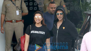 Akshay Kumar and Parineeti Chopra snapped at the airport
