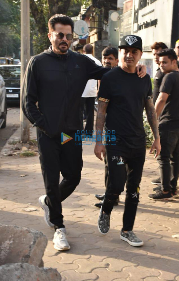anil kapoor snapped at hakims aalim in versova 1