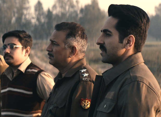 Ayushmann Khurrana shooting in a swamp full of leeches for Anubhav Sinha’s Article 15 is redefining dedication and his love for work