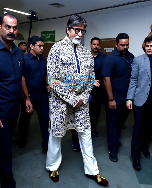 celebs grace abu jani and sandeep khoslas fashion show 8
