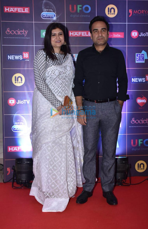 celebs grace news 18 reel movie awards 002 3