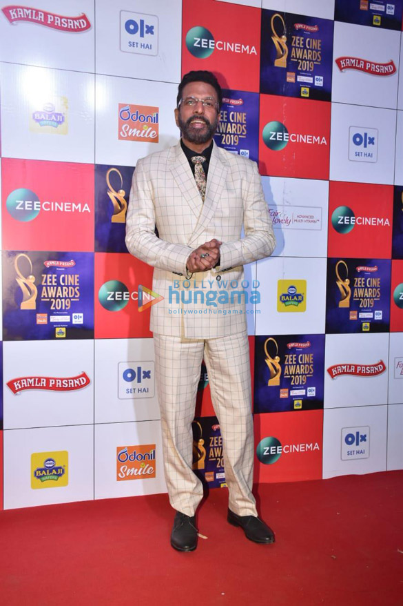 celebs grace zee cine awards 2019 12 2