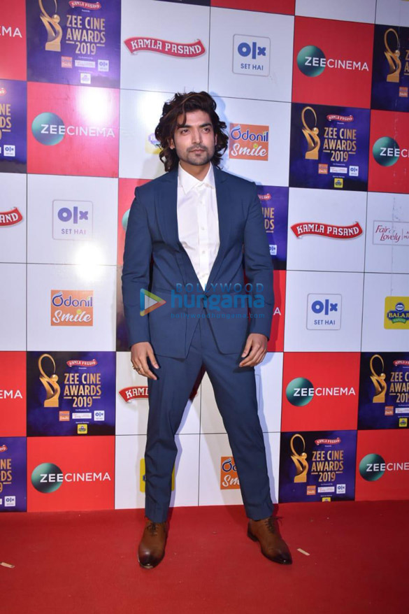celebs grace zee cine awards 2019 21 01