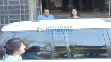 Dharmendra and Hema Malini spotted at Indigo in Bandra