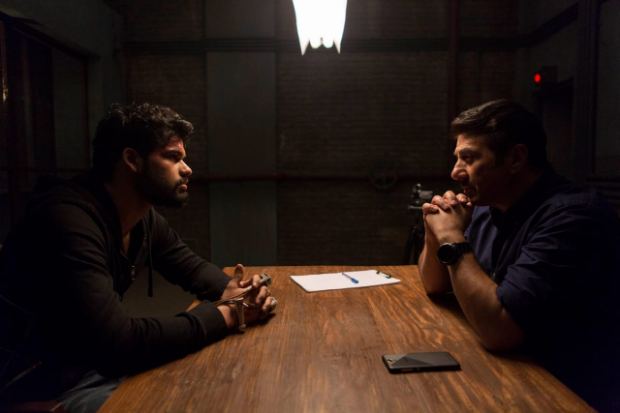 FIRST LOOK: Sunny Deol and Dimple Kapadia's nephew Karan Kapadia's debut film Blank looks intense