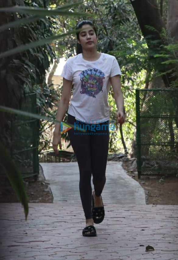 Janhvi Kapoor spotted at a dance class in Bandra