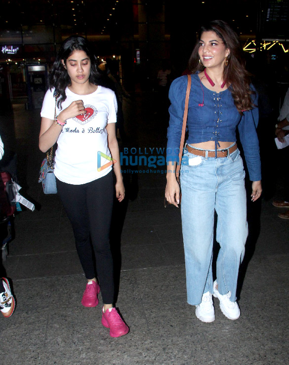 kajol ajay devgn sara ali khan and others snapped at the airport 3