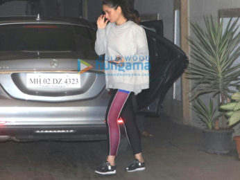 Kareena Kapoor Khan, Kim Sharma and Nushrat Bharucha spotted outside the gym