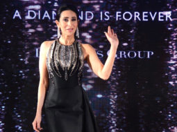 Karisma Kapoor walks the ramp for Forevermark