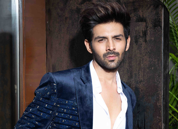 Kartik Aaryan to head home to Indore on his fans' demands Kartik Aaryan to head home to Indore on his fans' demands