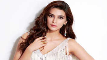 Kriti Sanon shines bright like a diamond at the Luka Chuppi success party