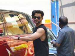 Kunal Khemu SPOTTED at Body Sculptor Gym, Khar