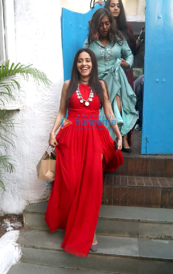 nushrat bharucha spotted at olive in bandra 2
