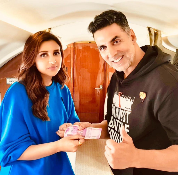 Parineeti Chopra returns Akshay Kumar the money she owed him