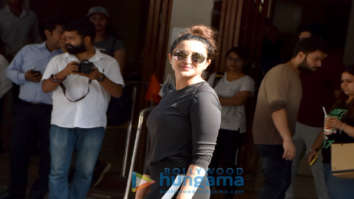 Parineeti Chopra spotted outside the gym in Khar