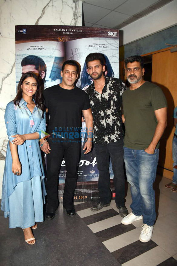 Salman Khan, Pranutan Bahl, Zaheer Iqbal, Kajol and others grace the special screening of ‘Notebook’ at Sunny Super Sound in Juhu Salman Khan, Pranutan Bahl, Zaheer Iqbal, Kajol and others grace the special screening of ‘Notebook’ at Sunny Super Sound in Juhu