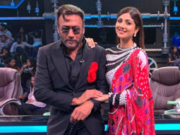Shilpa Shetty and Jackie Shroff pose for a picture and it is sheer nostalgia for us!