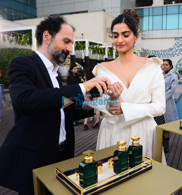 sonam kapoor and alanna panday snapped at chopard perfume launch 5