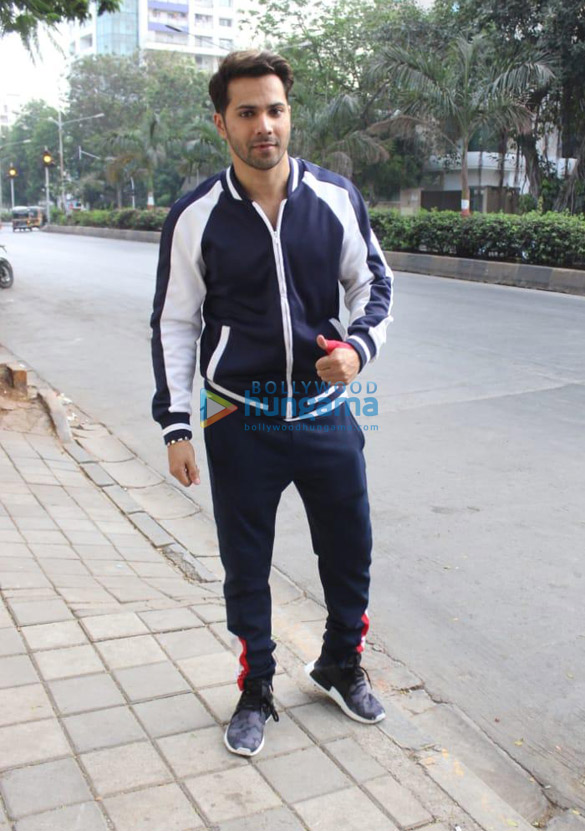 varun dhawan spotted at a clinic in juhu 2