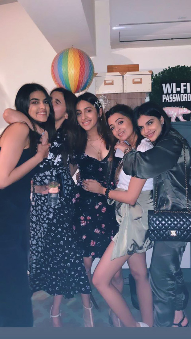Inside Photos and Videos: Alia Bhatt rings her 26th birthday with beau Ranbir Kapoor, close friends and family 