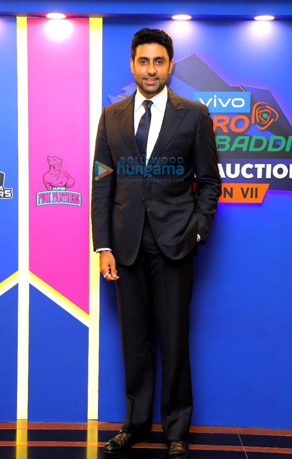 abhishek bachchan attend the vivo pro kabaddi auctions season vii 1