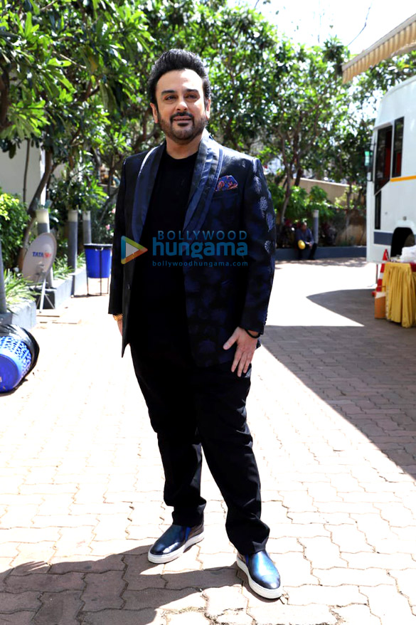 alia bhatt and varun dhawan snapped on the sets of voice of india 1
