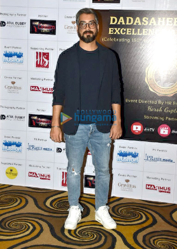 celebs grace the dadasaheb phalke excellence awards 2019 5