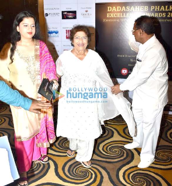 celebs grace the dadasaheb phalke excellence awards 2019 6