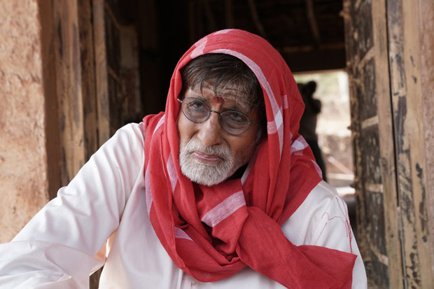 Amitabh Bachchan shares FIRST LOOK of his character from his Tamil debut Uyarndha Manidhan [See photos]