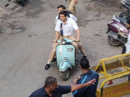 LEAKED PHOTOS! Kartik Aaryan sports a school uniform and clean shaven look for Love Aaj Kal 2 in Udaipur