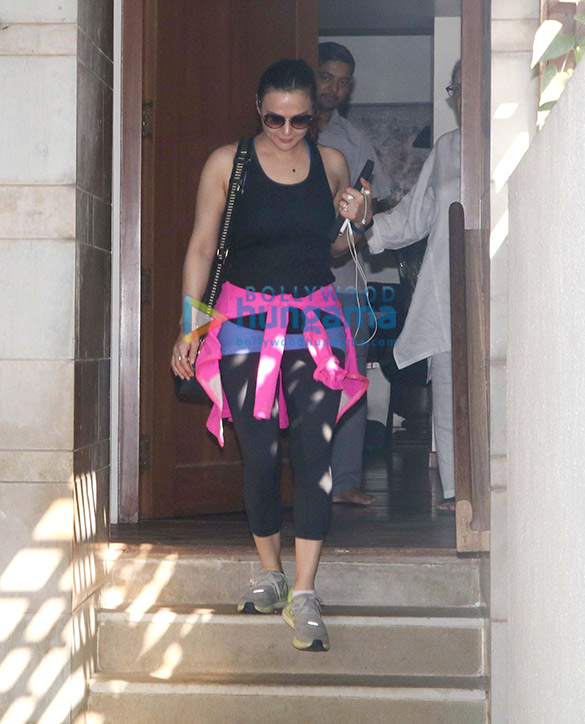 Preity Zinta snapped at Zoya Akhtar’s home in Bandra Preity Zinta snapped at Zoya Akhtar’s home in Bandra