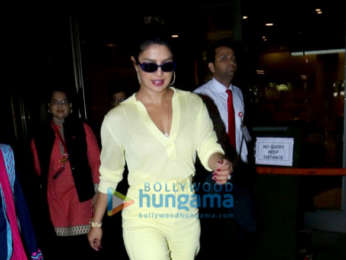 Priyanka Chopra Jonas, Pooja Chopra and others snapped at the airport