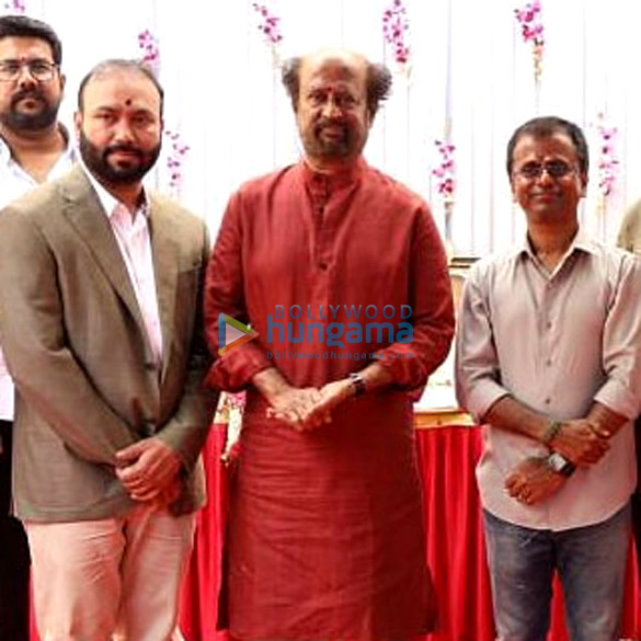 rajinikanth snapped commencing the shooting for darbar in mumbai 5