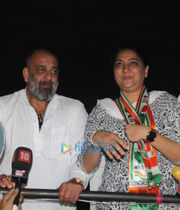 sanjay dutt priya dutt and baba siddiqui snapped at congress rally in santacruz 2