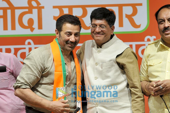sunny deol joins bjp party 2
