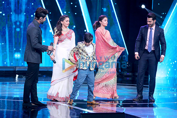varun dhawan alia bhatt and madhuri dixit snapped promoting kalank on sets of sa re ga ma pa lil champs 1