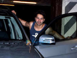 Varun Dhawan spotted at the gym in Juhu
