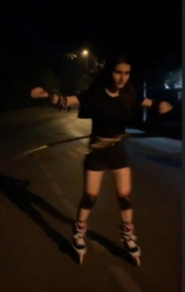 WATCH: Fatima Sana Shaikh impresses with her rollerskating skills on Mumbai streets 