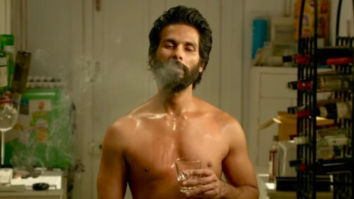 WHOA! Shahid Kapoor smoked over 20 cigarettes and beedis in a day for Kabir Singh