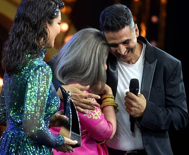 When Akshay Kumar scared Dimple Kapadia with his blood stained shirt at HT Most Stylish Awards 2019 