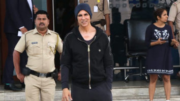 Akshay Kumar & his family spotted at Airport