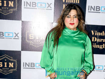 Celebs grace Vindu Dara Singh's birthday bash