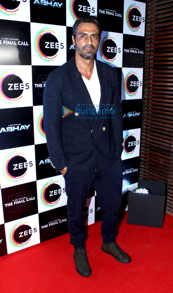 celebs grace the success bash of the zee5 series abhay 6