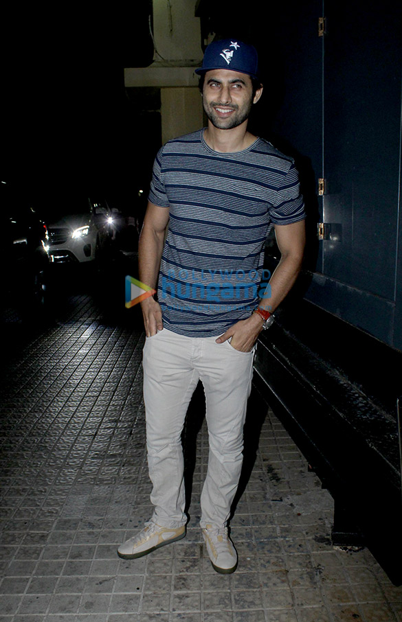 celebs snapped at the special screening of student of the year 2 23