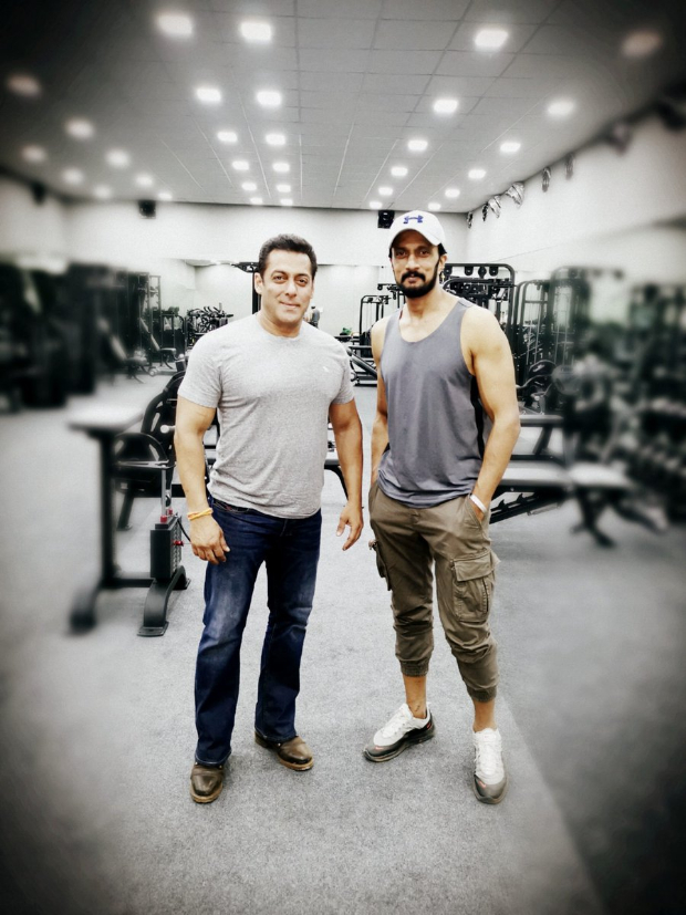 Dabangg 3: Salman Khan and Kiccha Sudeep strike a pose as the latter wraps up his first day